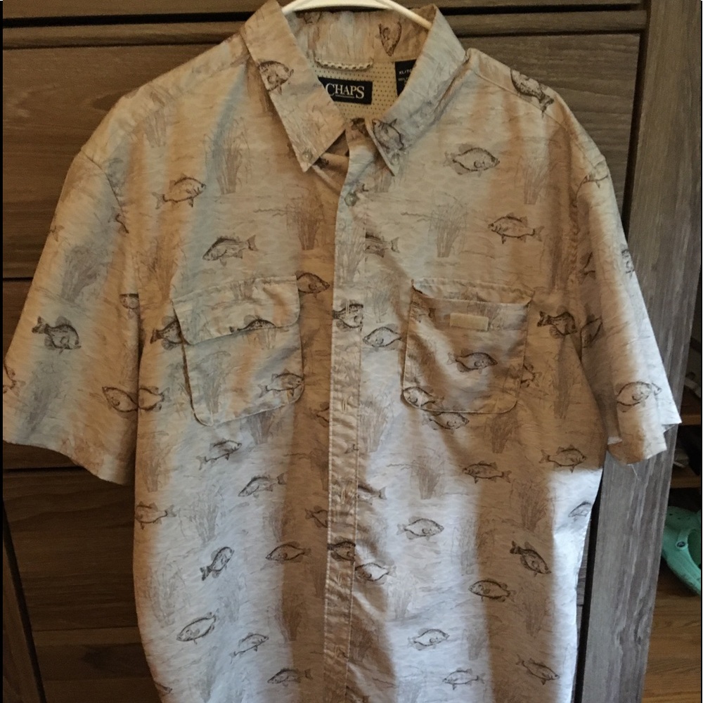 Men’s XL Chaps fishing shirt